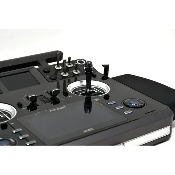 FrSky Tandem XE Tray Sender 2.4G & 900M Dual-Band Glossy Black Panel – Modellflugzentrum Schweiz