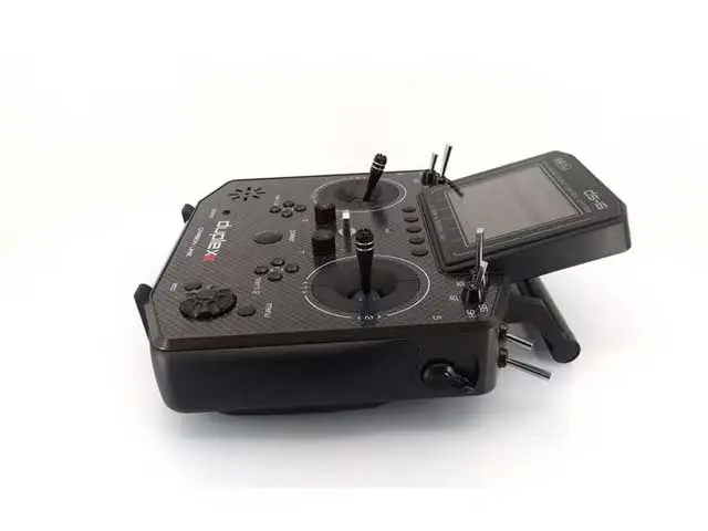 JETI Duplex Hand-Sender DS-16 II Carbon Line Schwarz lacquered mit R10 Empfänger von JETI Model – Modellflugzentrum Schweiz