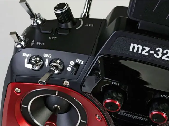 Graupner mz-32 Sender - HoTT 2.4GHz Fernsteuerung 32 Kanäle von Graupner Modellbau – Modellflugzentrum Schweiz