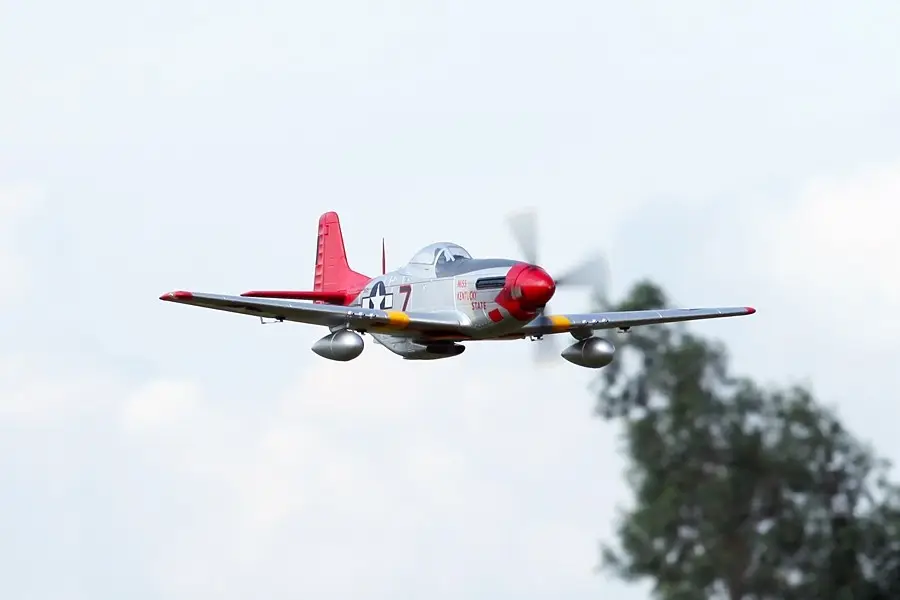 Giant P-51D Mustang ARF 1700mm von FMS – Modellflugzentrum Schweiz