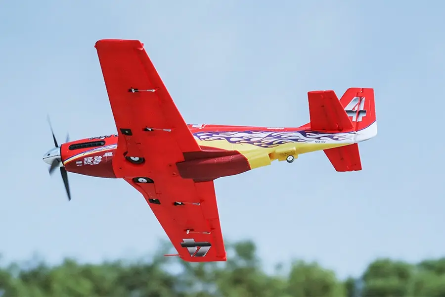 P-51 Dago Red 1100mm ARF von FMS – Modellflugzentrum Schweiz