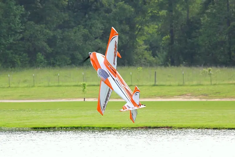 93" Laser 230z ARF - orange von AJ Aircraft – Modellflugzentrum Schweiz