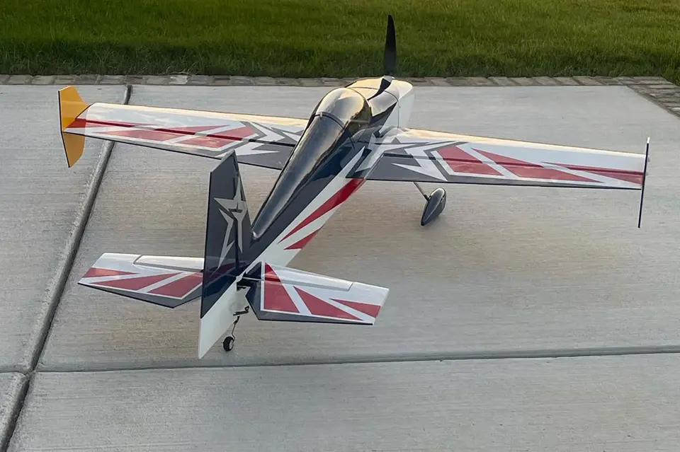 51" Slick 540 ARF - red/blue von AJ Aircraft – Modellflugzentrum Schweiz