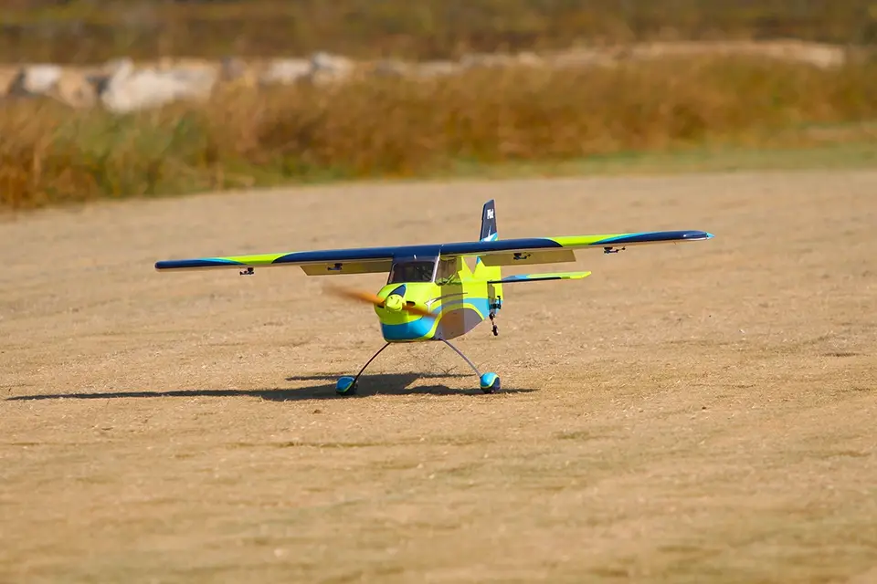 67" SkyWolf V2 (1,71 m) Grün/Blau von Pilot RC – Modellflugzentrum Schweiz