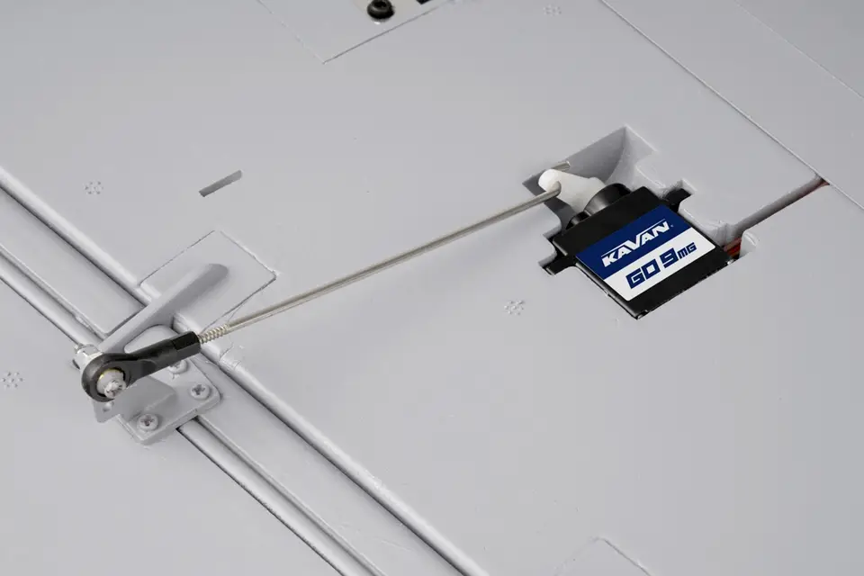 KAVAN L-39 Skyfox 1088mm ARF - grau – Modellflugzentrum Schweiz