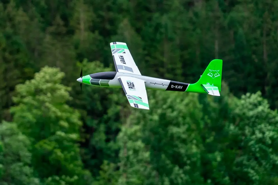 KAVAN Pulse 2200 V2 ARF - grün – Modellflugzentrum Schweiz