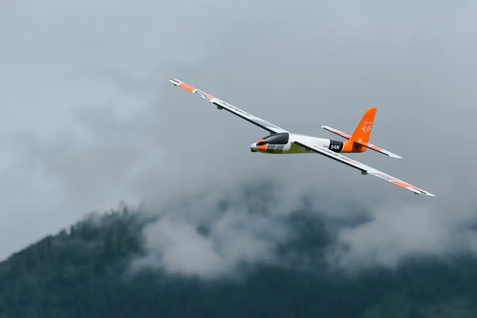 KAVAN Pulse 2200 V2 ARF - grün – Modellflugzentrum Schweiz