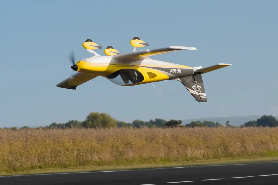 KAVAN Bristell B23 1600mm ARF - weiß – Modellflugzentrum Schweiz