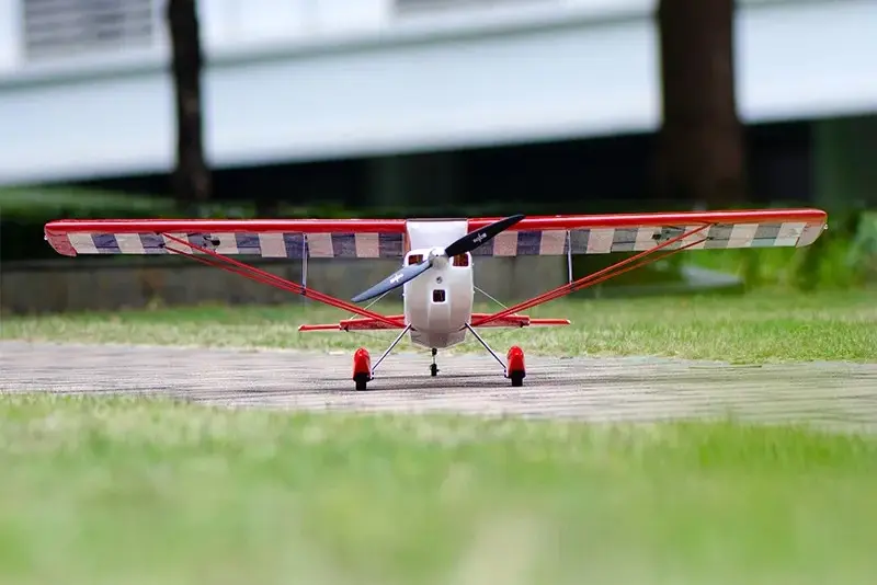 55" Super Decathlon V1 ARF - Weiss 1400mm von OMP Hobby – Modellflugzentrum Schweiz