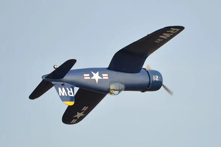 PH129 Phoenix F4U Corsair - 60ccm - 217cm von PHOENIX MODEL – Modellflugzentrum Schweiz