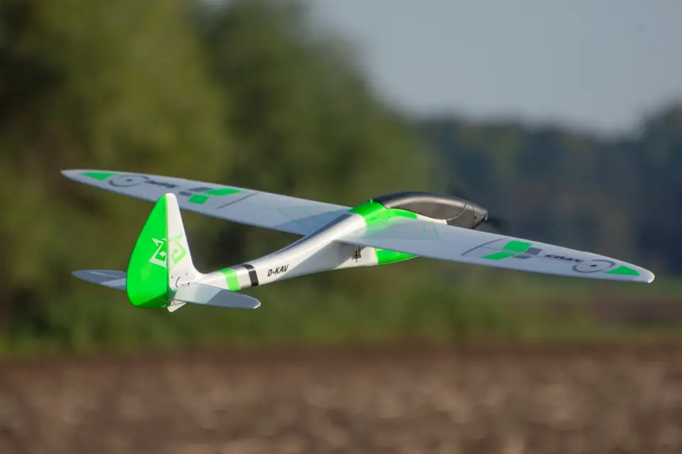 KAVAN Twisty 1512mm ARF - grün – Modellflugzentrum Schweiz