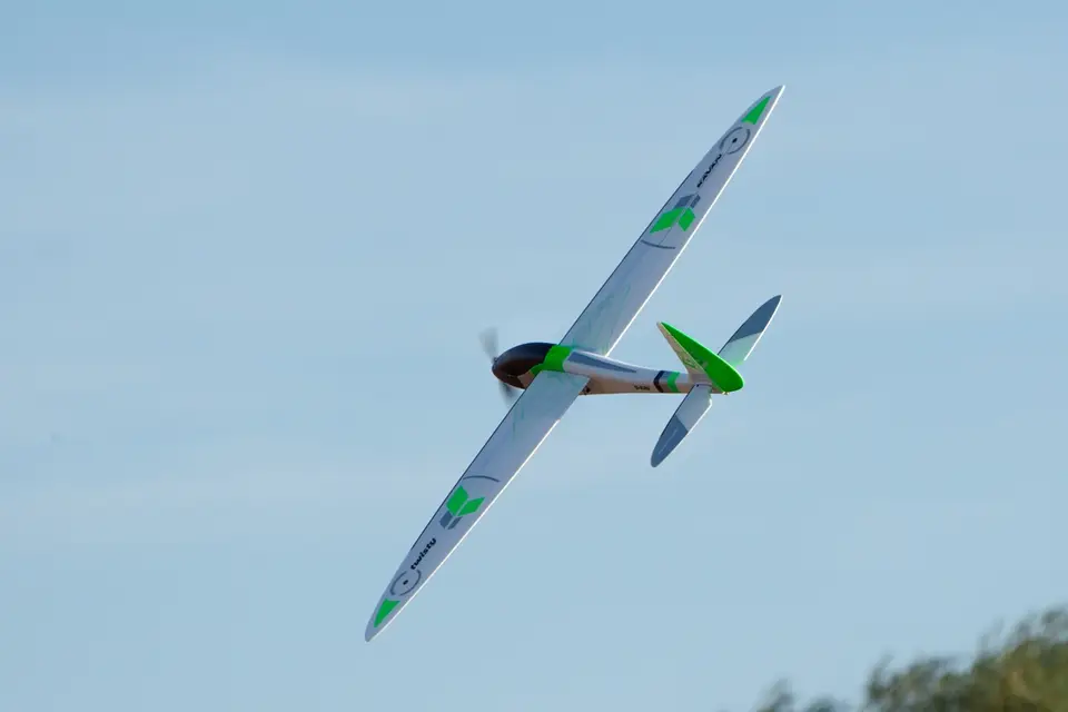 KAVAN Twisty 1512mm ARF - grün – Modellflugzentrum Schweiz
