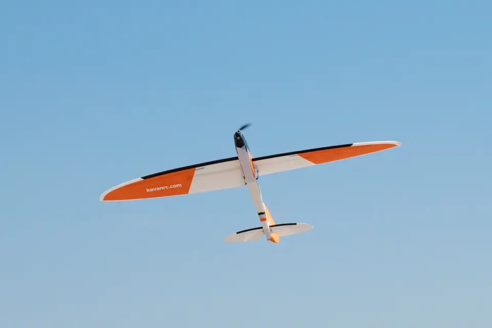 KAVAN Twisty 1512mm ARF - grün – Modellflugzentrum Schweiz