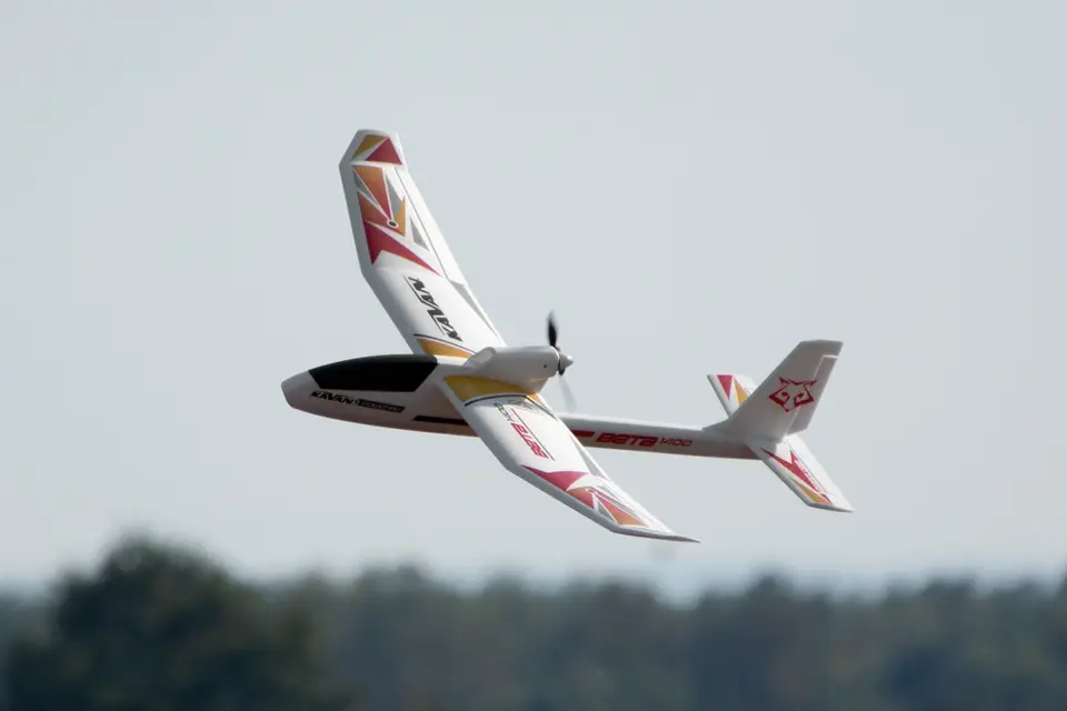KAVAN Beta 1400 Kit - weiss – Modellflugzentrum Schweiz