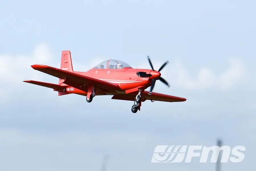 PC-21 1100mm ARF von FMS – Modellflugzentrum Schweiz