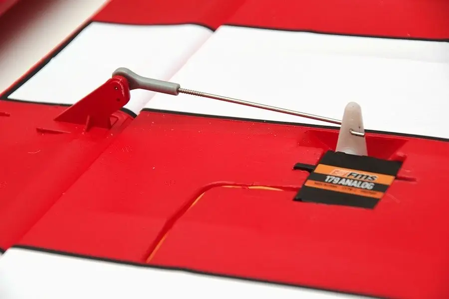 Pitts V2 1400mm ARF - Biplane von FMS – Modellflugzentrum Schweiz