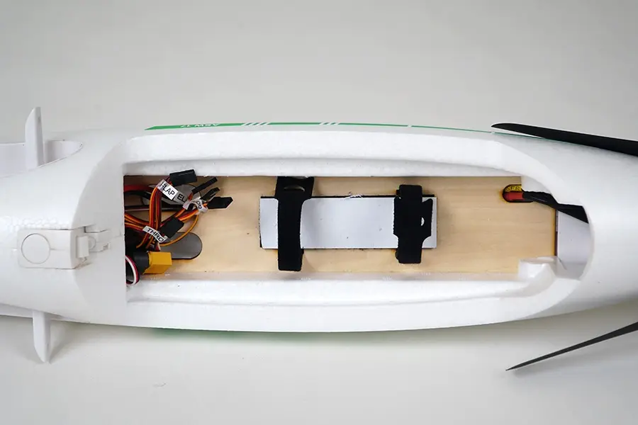 ASW-17 2500 mm ARF von FMS – Modellflugzentrum Schweiz