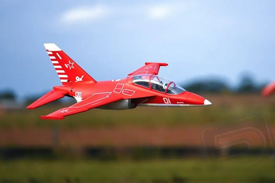 YAK 70mm 880mm ARF von FMS – Modellflugzentrum Schweiz