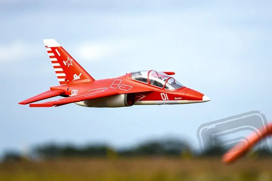 YAK 70mm 880mm ARF von FMS – Modellflugzentrum Schweiz