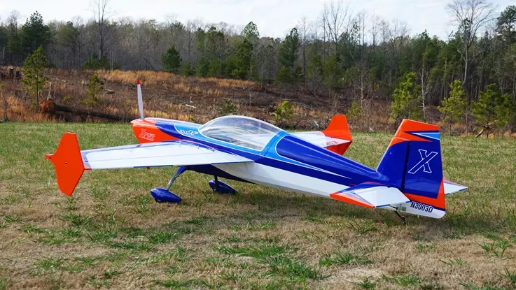 70" Extra 300 EXP V2 – Orange/Blau/Weiss 1,77 m von Extreme Flight – Modellflugzentrum Schweiz