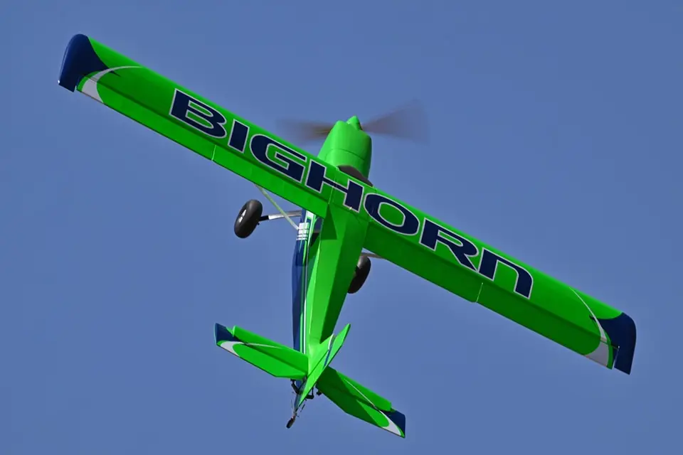 100" Bighorn ARF - grün 2,54 m von OMP Hobby – Modellflugzentrum Schweiz