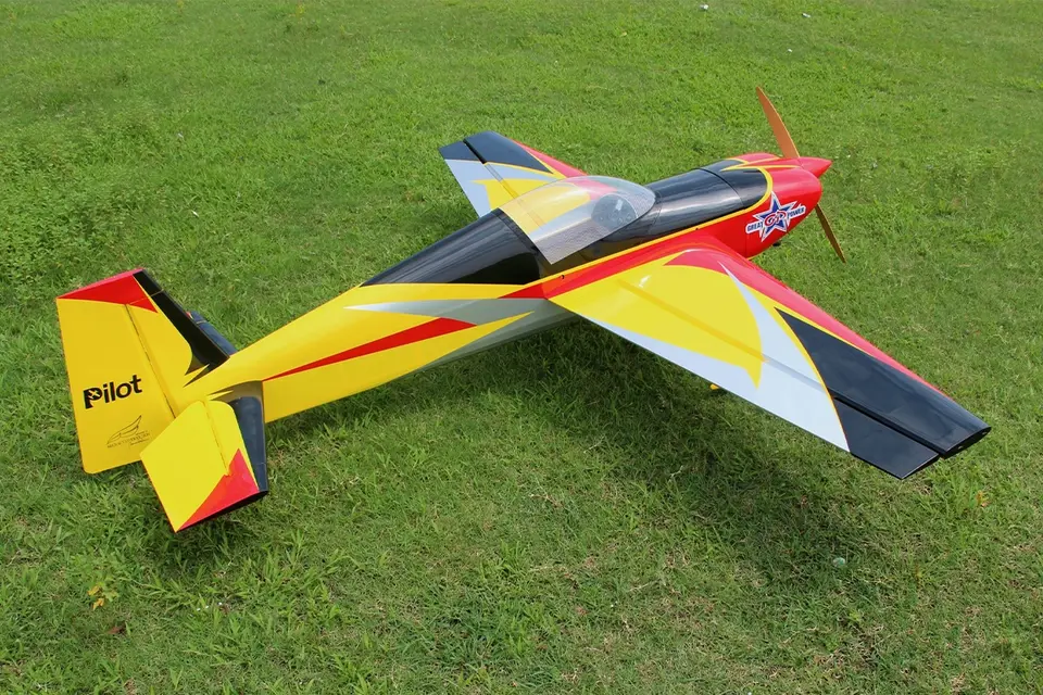 103" Slick 2600 mm 120 ccm Gelb-Rot-Schwarz von Pilot RC – Modellflugzentrum Schweiz