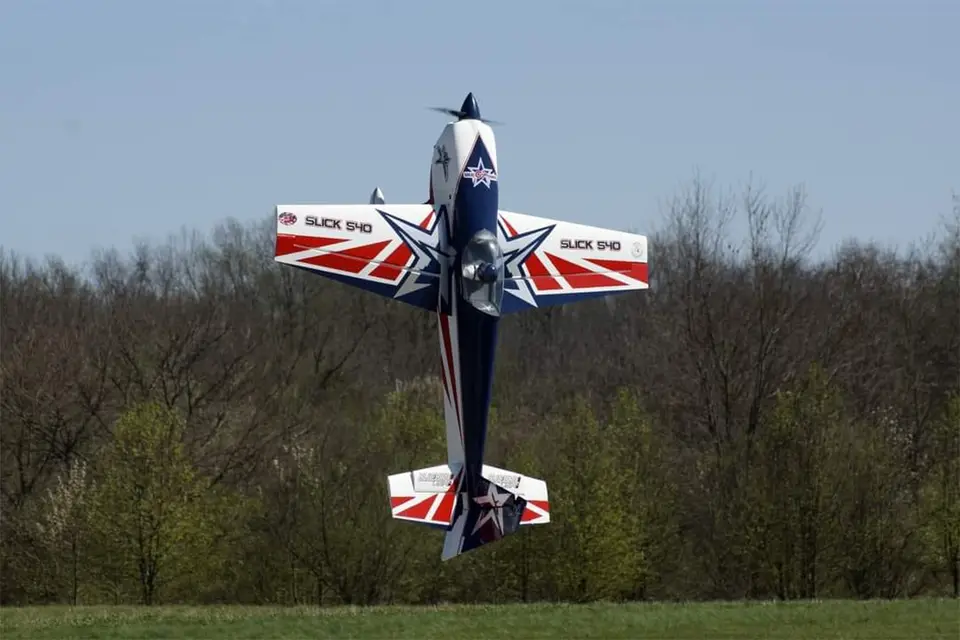 103" Slick 540 ARF - red/blue von AJ Aircraft – Modellflugzentrum Schweiz