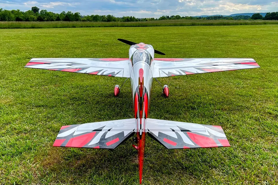 104" Edge 540T Rot/Schwarz 2,64 m von Extreme Flight – Modellflugzentrum Schweiz