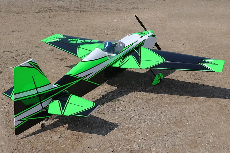 106" Edge 540 ARF - Rot 2,69m von OMP Hobby – Modellflugzentrum Schweiz