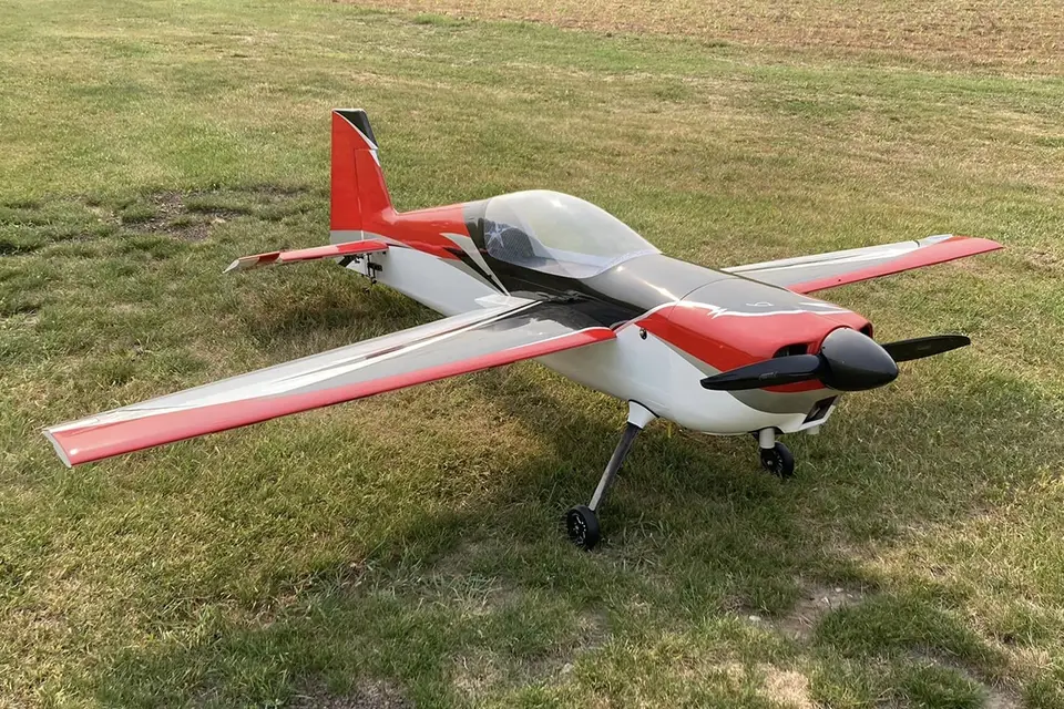 106" Raven DT ARF – rot/schwarz von AJ Aircraft – Modellflugzentrum Schweiz
