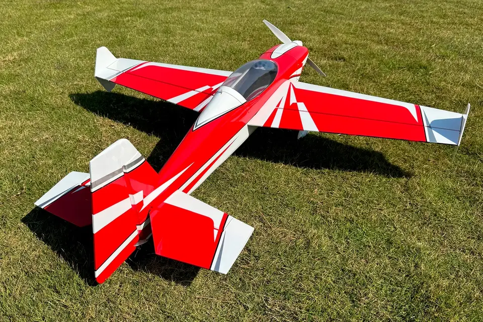 49" Extra NG Red/White 1,24m von Extreme Flight – Modellflugzentrum Schweiz