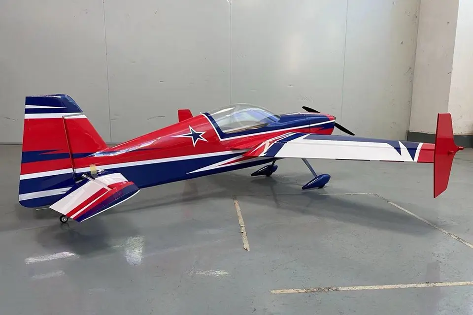 61" Raven DT ARF – rot/schwarz von AJ Aircraft – Modellflugzentrum Schweiz