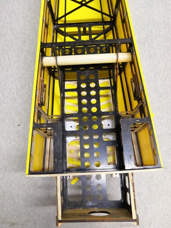 73" Laser 1850 mm 35 cm3 Grün-Schwarz von Pilot RC – Modellflugzentrum Schweiz