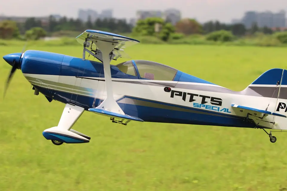 73" Pitts S2B Blau (1,85 m) von Pilot RC – Modellflugzentrum Schweiz