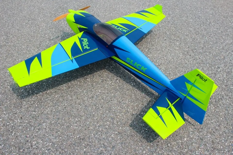 74" Slick 1880 mm Grün-Blau von Pilot RC – Modellflugzentrum Schweiz