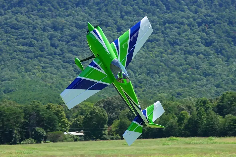 85" MXS – Grün 2,21 m von Extreme Flight – Modellflugzentrum Schweiz