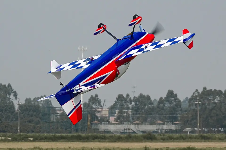 85" MXS – Rot 2,21 m von Extreme Flight – Modellflugzentrum Schweiz