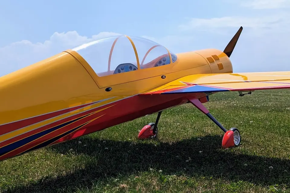 85" Yak 54 EXP Gelb/Rot 2,16 m von Extreme Flight – Modellflugzentrum Schweiz