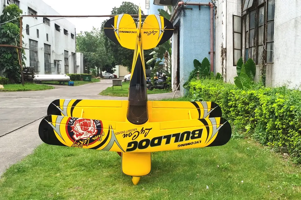 87" Pitts S2B Gelber Bulldog (2,2 m) von Pilot RC – Modellflugzentrum Schweiz