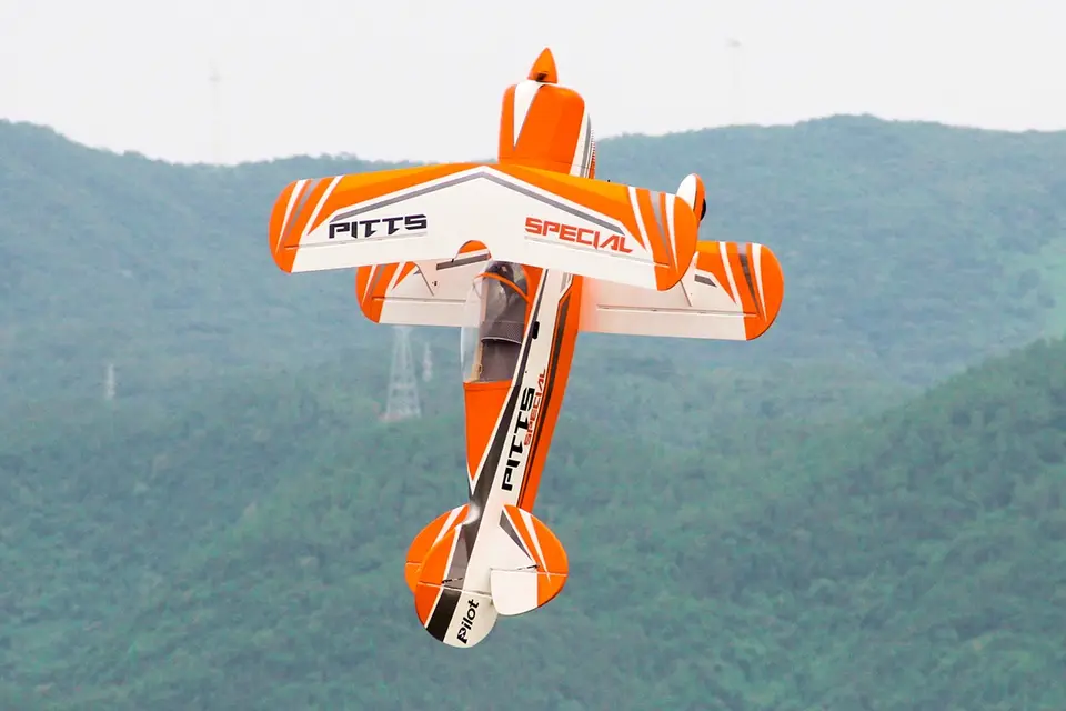 87" Pitts S2B Orange (2,2 m) von Pilot RC – Modellflugzentrum Schweiz