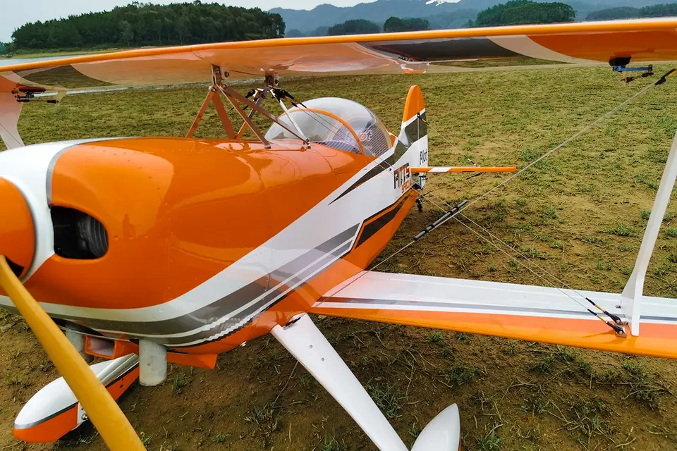 87" Pitts S2B Orange (2,2 m) von Pilot RC – Modellflugzentrum Schweiz