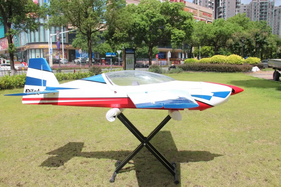 90" Extra NG 2290 mm 60 ccm Rot-Blau-Weiss von Pilot RC – Modellflugzentrum Schweiz