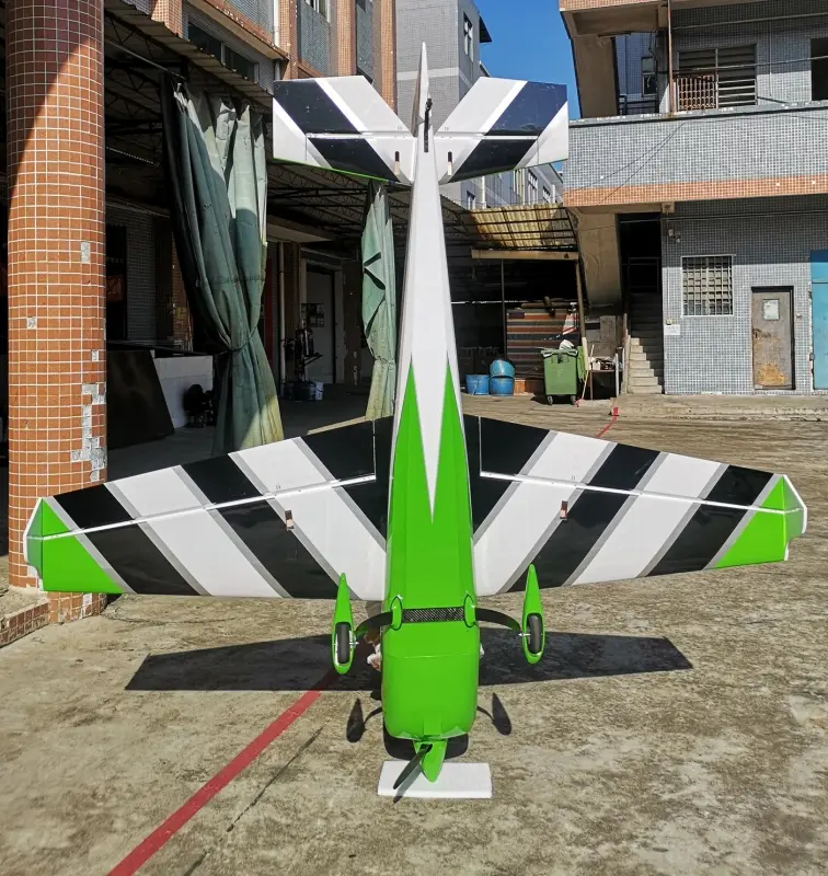 91" Extra 300 V2 EXP – Grün 2,31 m von Extreme Flight – Modellflugzentrum Schweiz