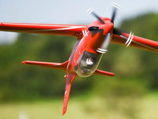 FMS Pilatus PC-21 PNP - 110 cm B-Ware – Modellflugzentrum Schweiz